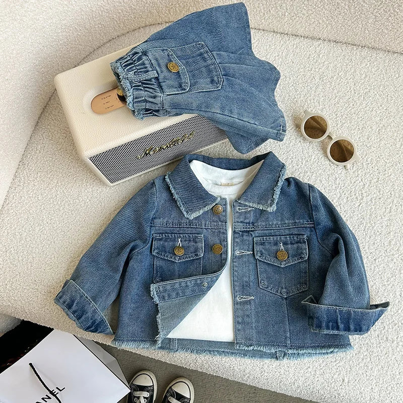 Retro Denim Outfit voor Meisjes – Spijkerjasje & Geplooide Rok Set